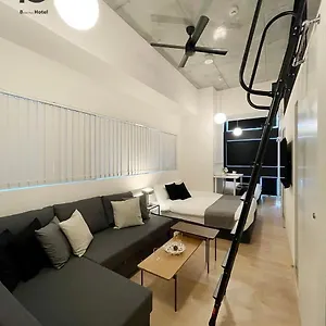 アパート Bhotel Nekoyard - Loft 5 Min Walk To Peace Park, 広島市